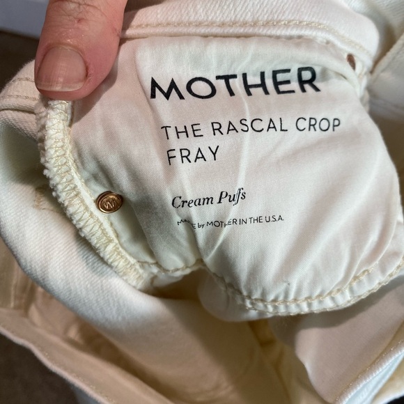 Mother The Rascal Crop Fray Jeans In Cream Puffs Size 25 Casual Trendy Preppy - Picture 13 of 15